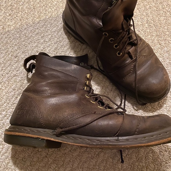 dr martens pier boot